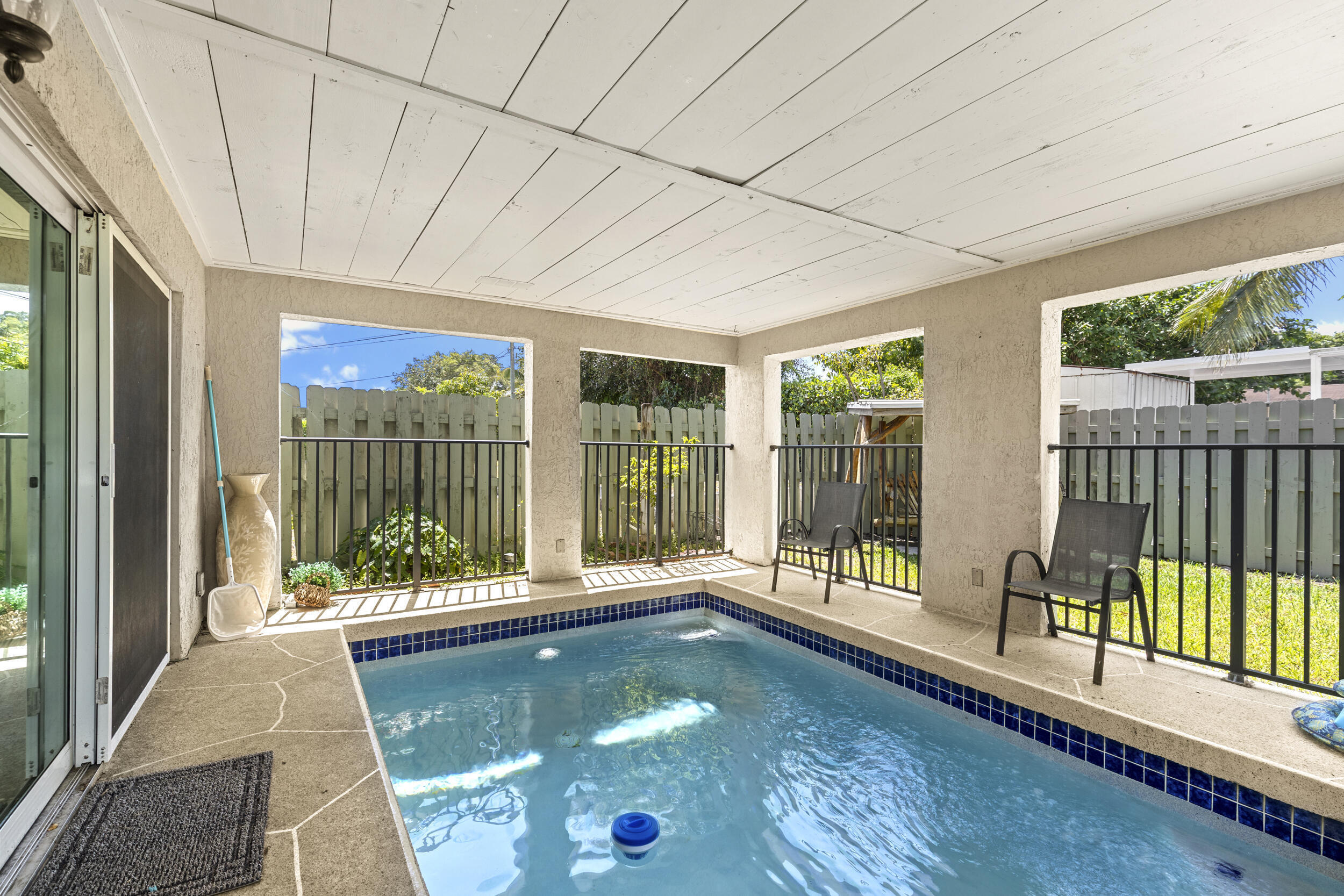 RIDGE CREST - Residential