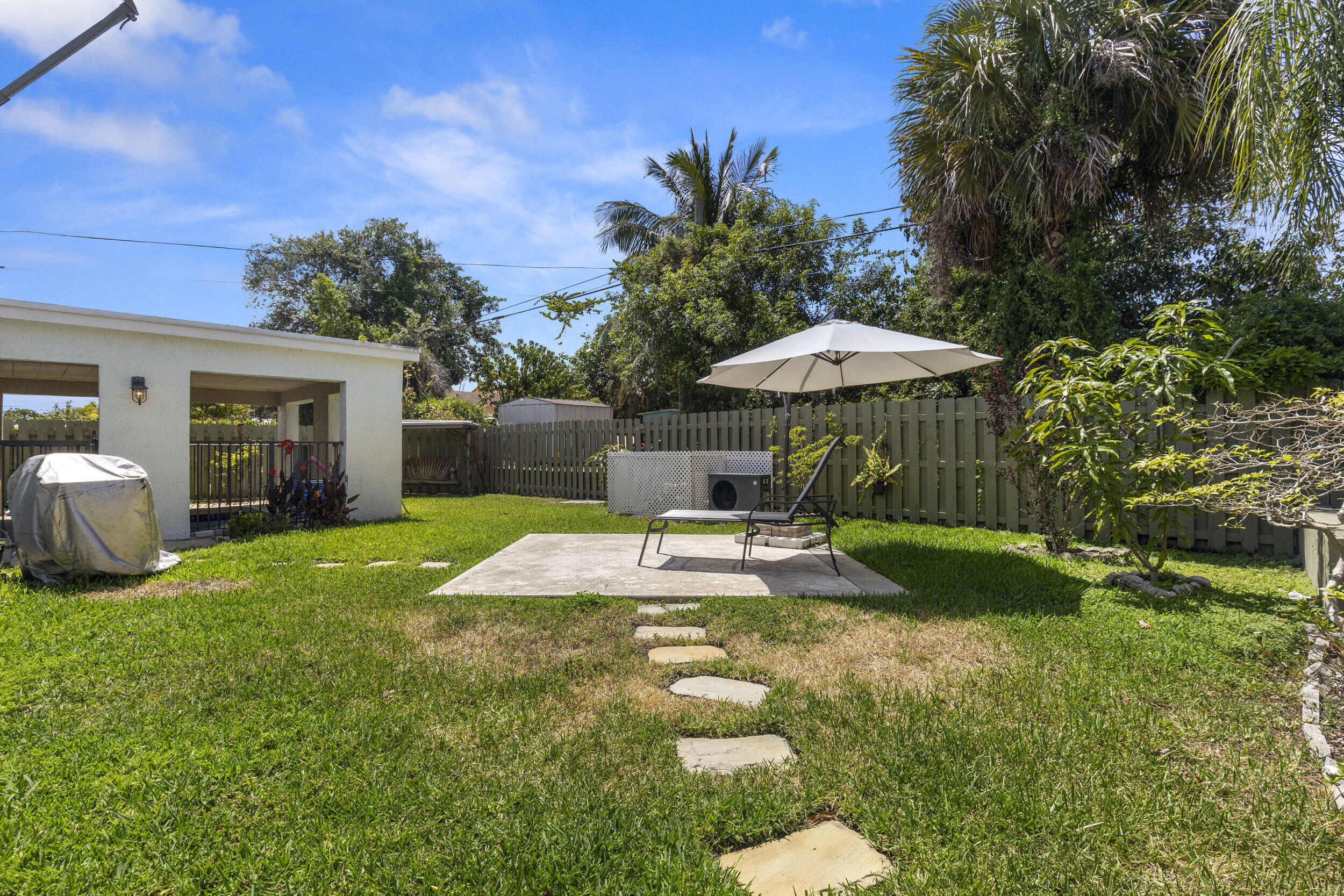 RIDGE CREST - Residential