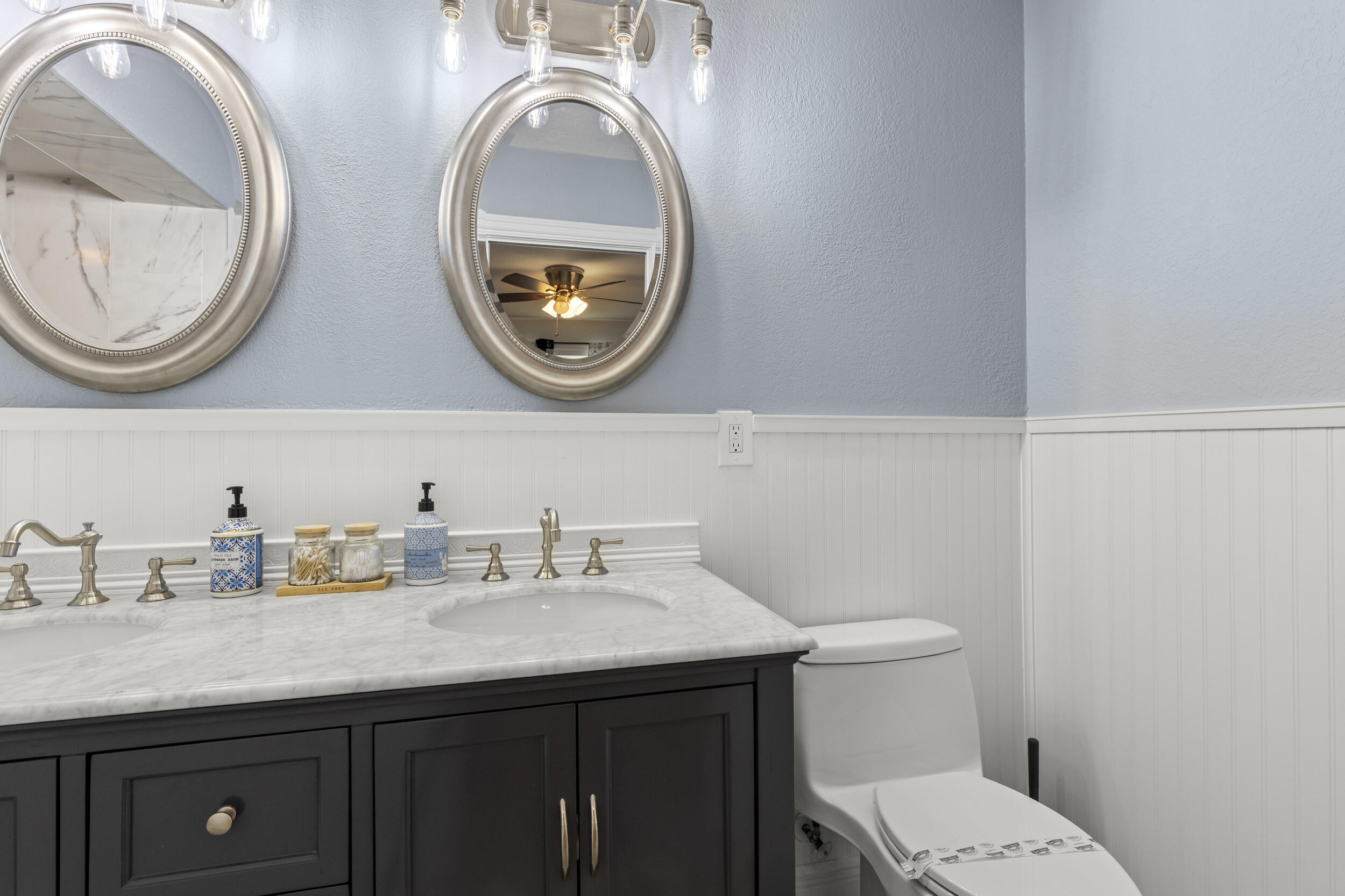 RIDGE CREST - Residential