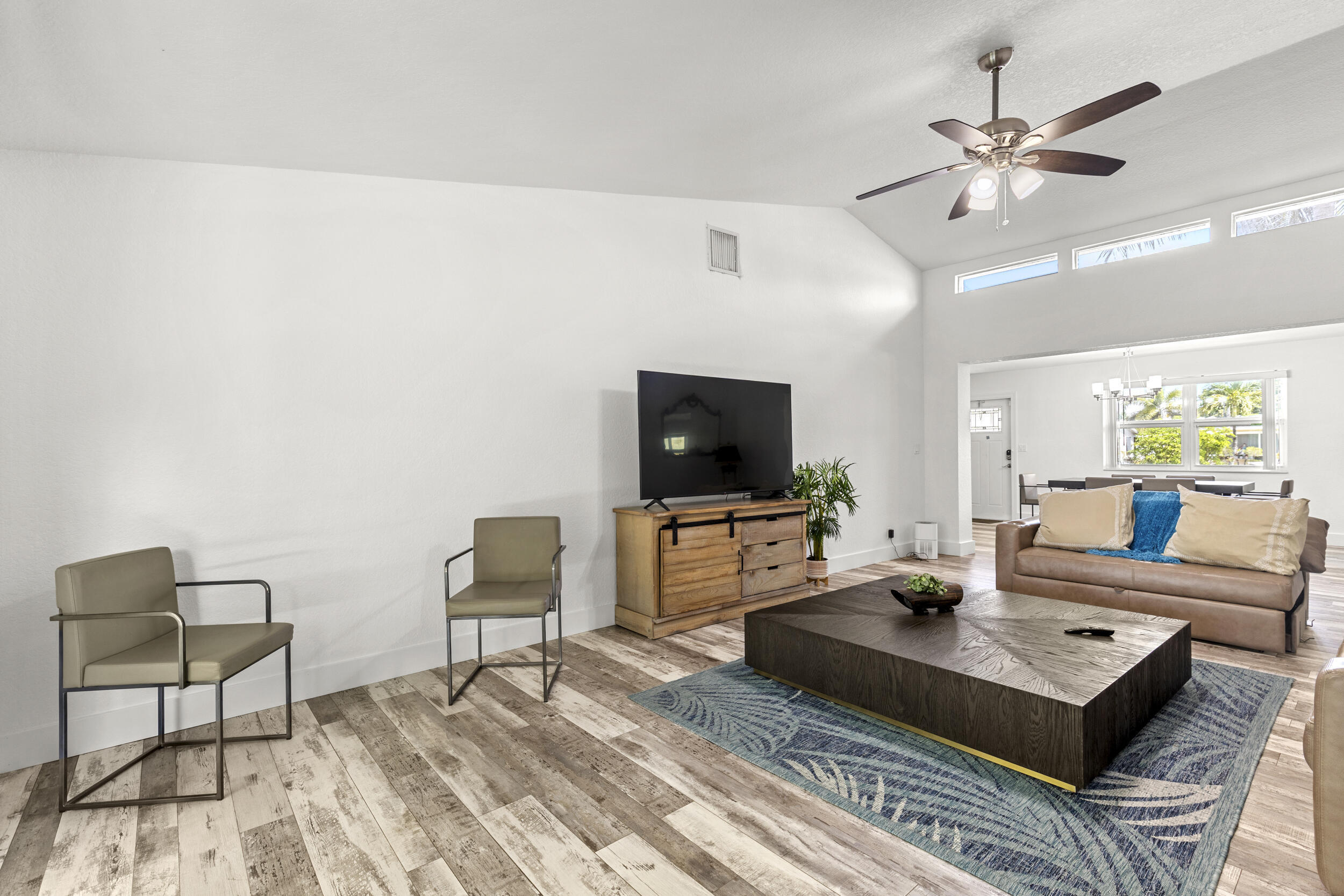 RIDGE CREST - Residential