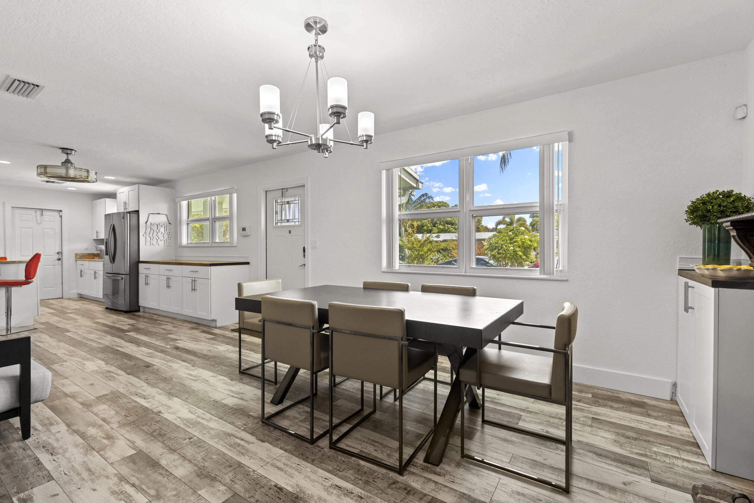 RIDGE CREST - Residential