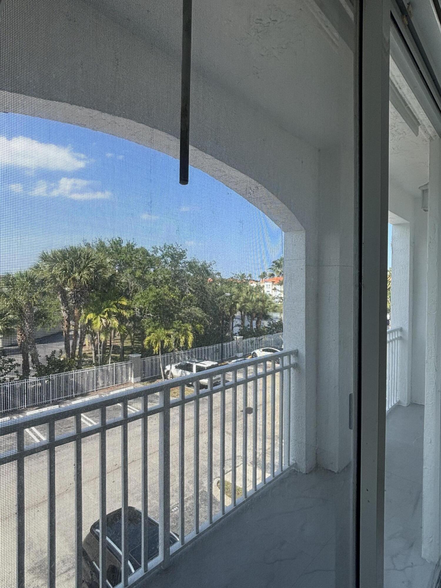 RESIDENCES AT LEGACY PLACE CONDO - Residential Lease