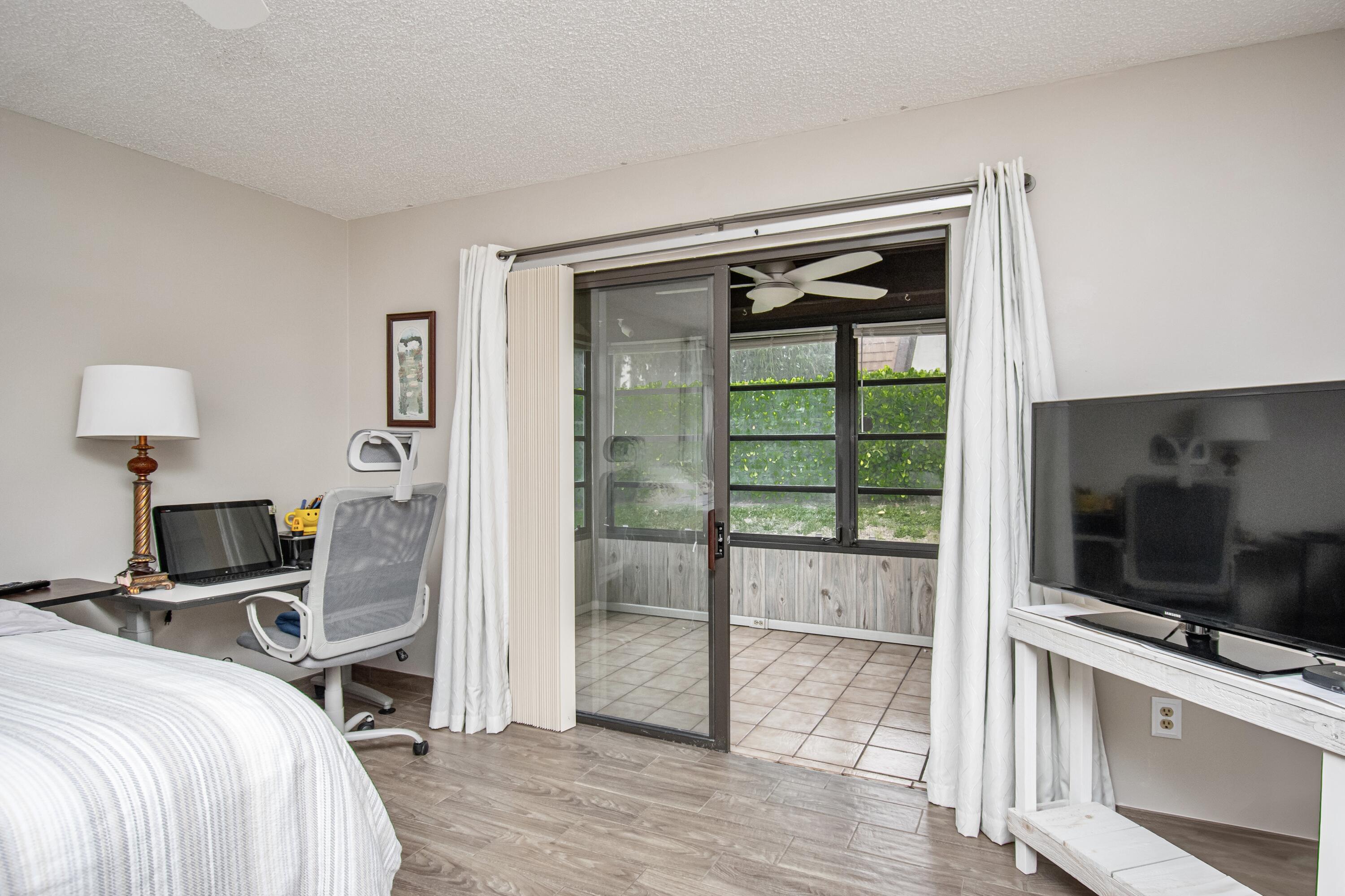 STRATHMORE GATE WEST UNIT 2 - Residential