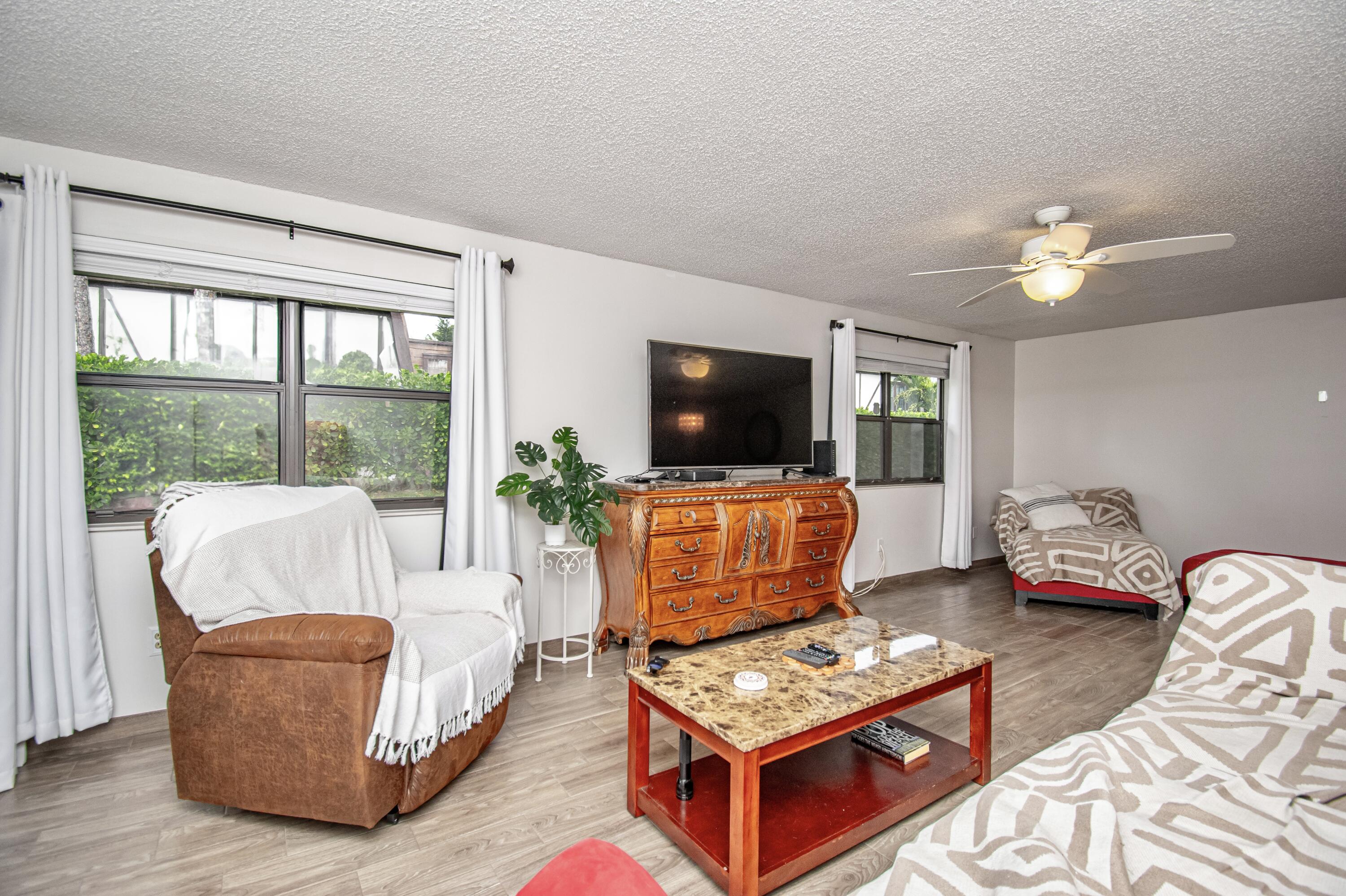 STRATHMORE GATE WEST UNIT 2 - Residential