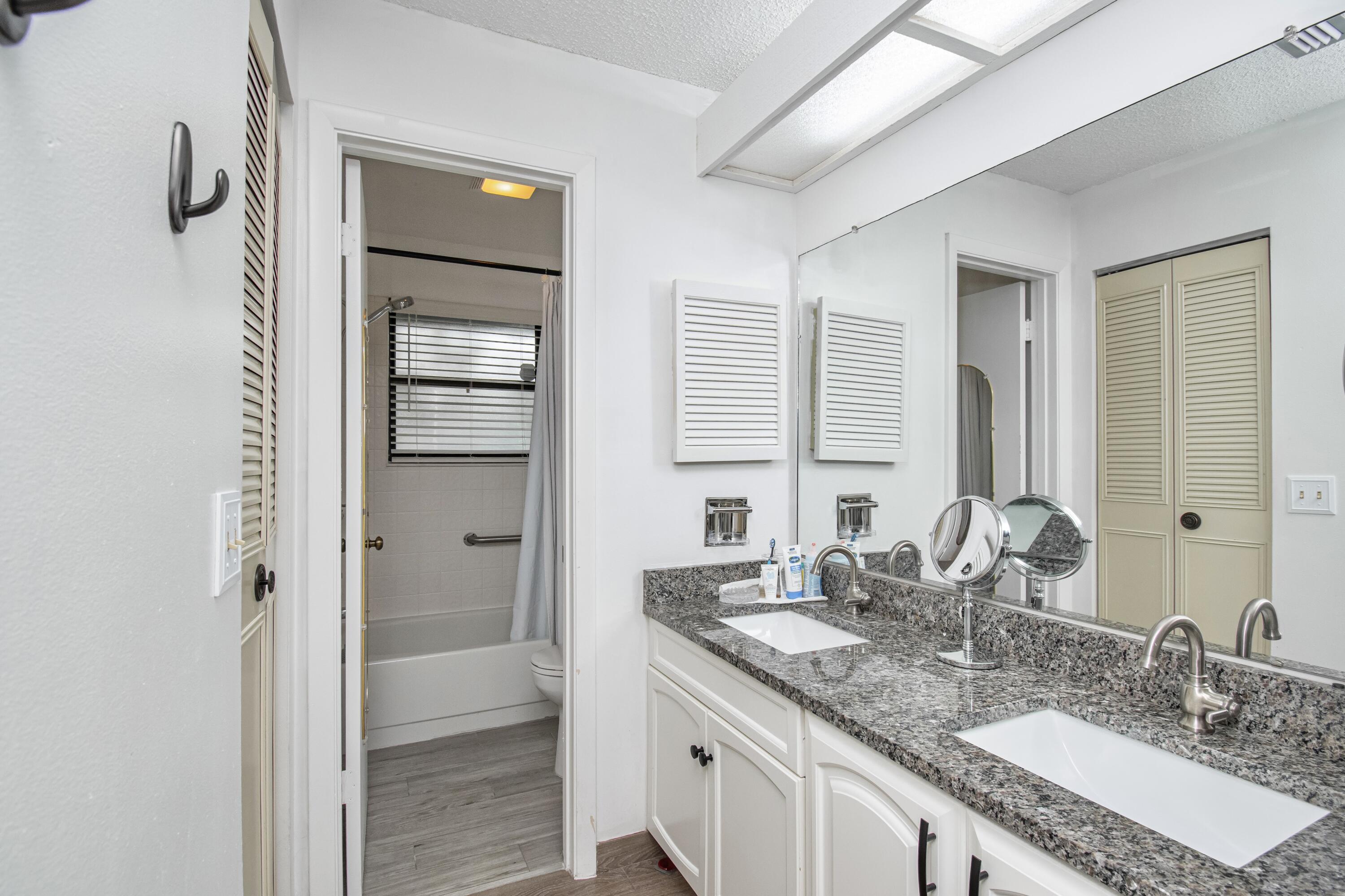 STRATHMORE GATE WEST UNIT 2 - Residential