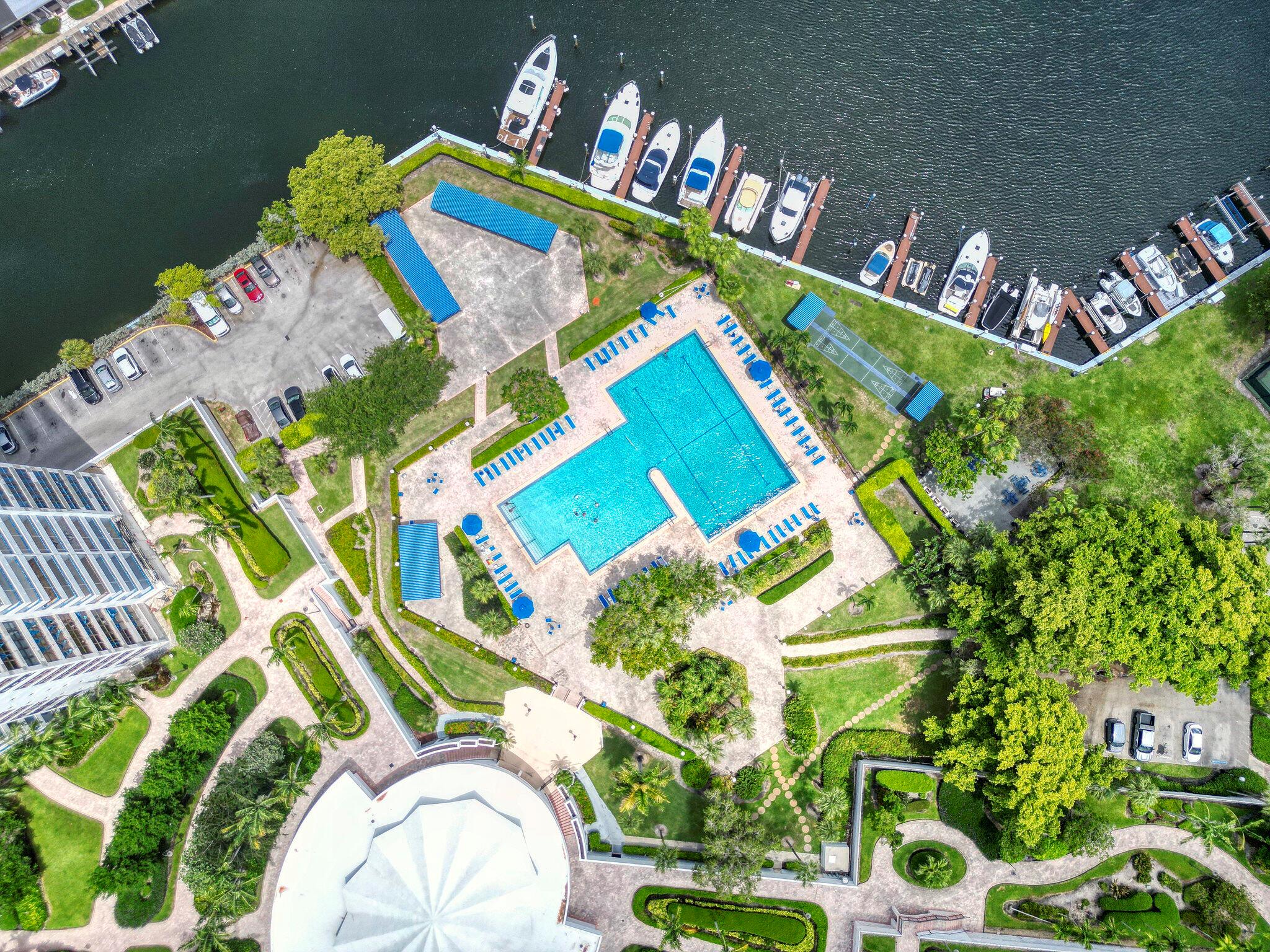 600 Three Island Boulevard Boulevard 1418