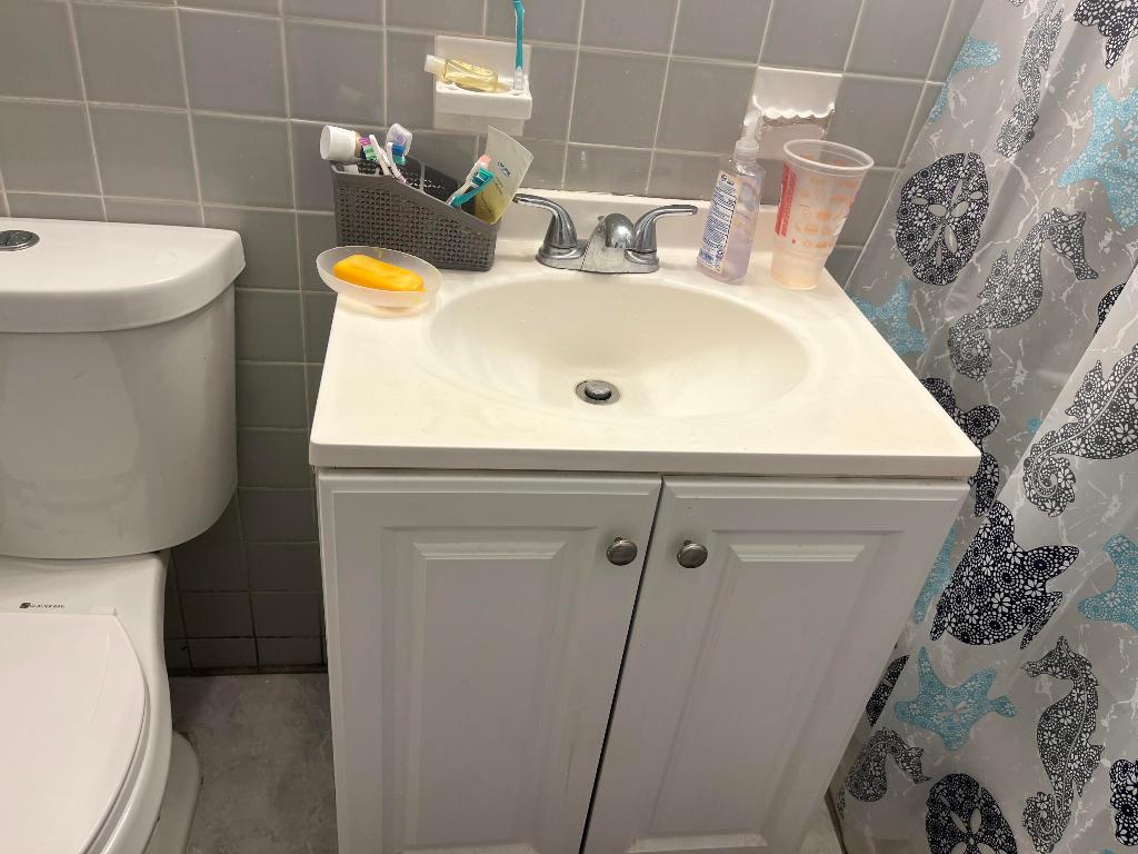 KNOWLES COURT AMNDED - Residential