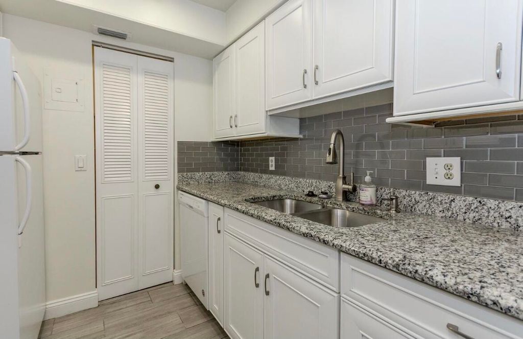 Photo of 12354 Fl A1aalt #L2, Palm Beach Gardens, FL 33410 (MLS # R11028815)