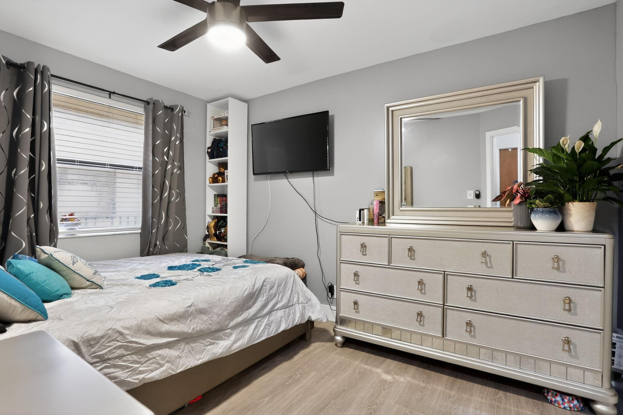 Waters Edge - Residential