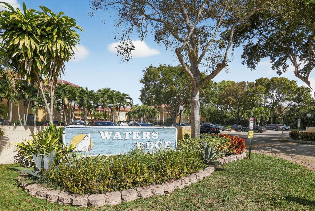 Photo of 11477 NW 39th Court #307-1, Coral Springs, FL 33065 (MLS # F10551618)