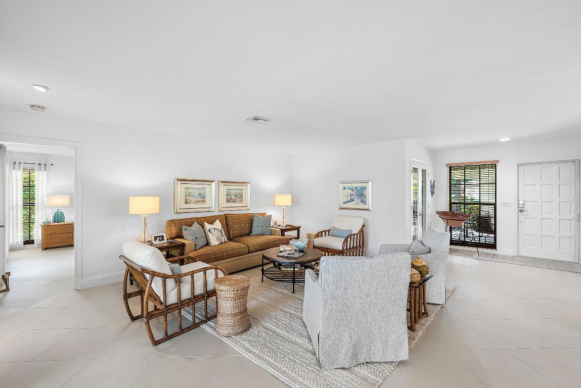 FORESTVIEW VILLAS AT ATLANTIS - Residential