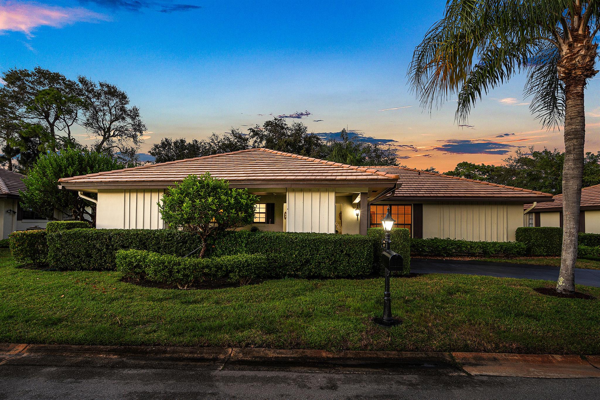 FORESTVIEW VILLAS AT ATLA - Residential