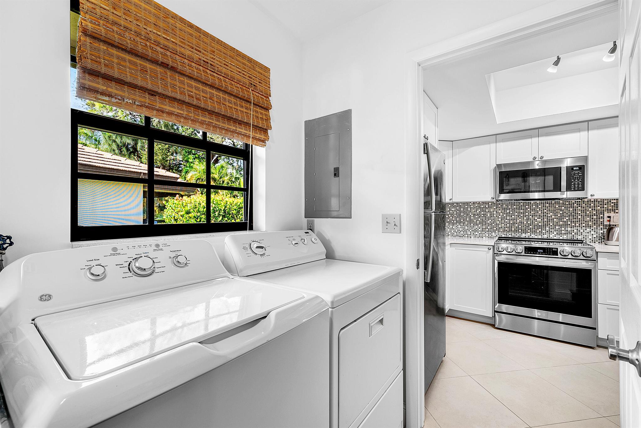 FORESTVIEW VILLAS AT ATLA - Residential