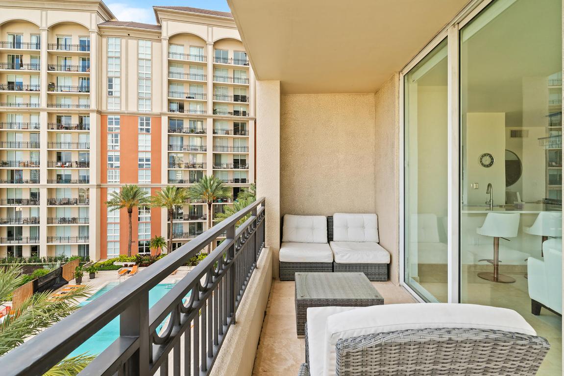 CITYPLACE SOUTH TOWER CONDO - Residential