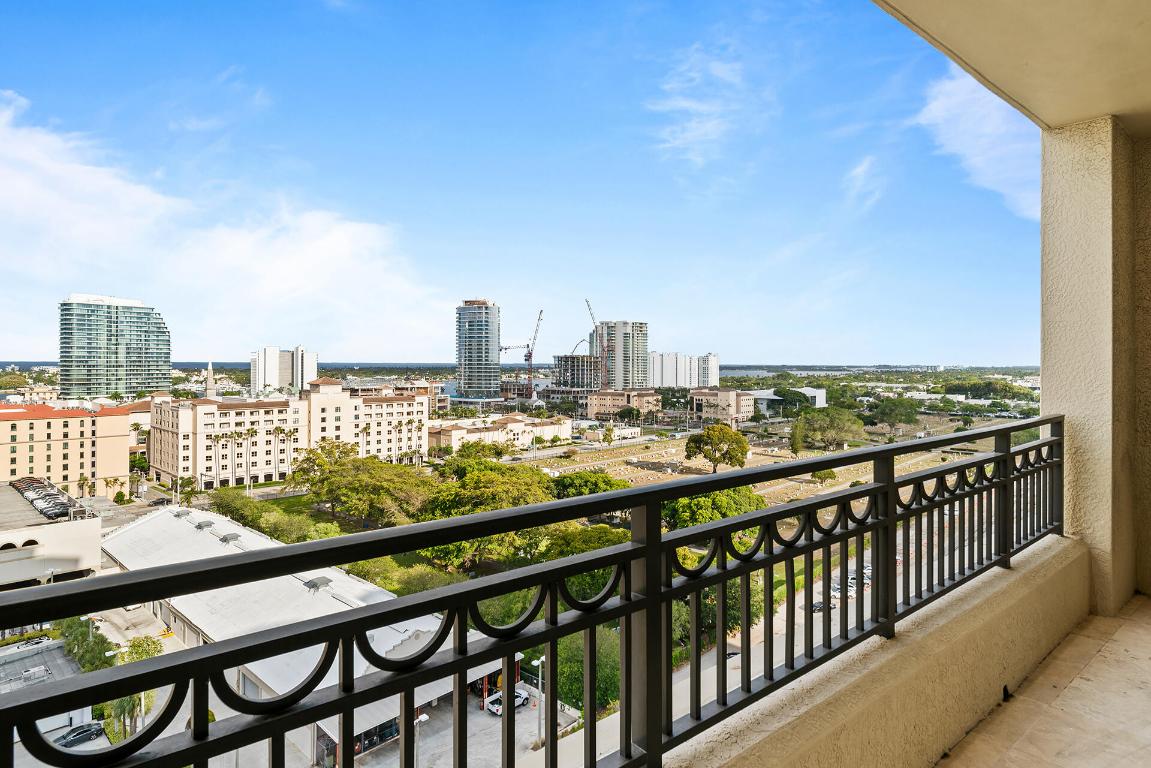 CITYPLACE SOUTH TOWER CONDO - Residential