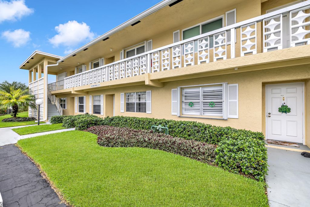 Photo of 1061 Orange Terrace, Delray Beach, FL 33445 (MLS # B26002941)
