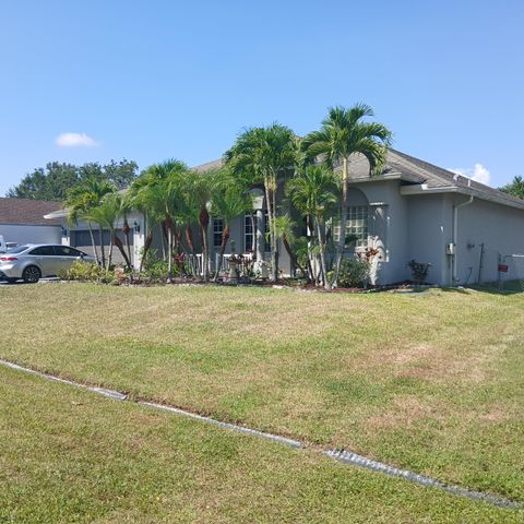 A home in Port St Lucie