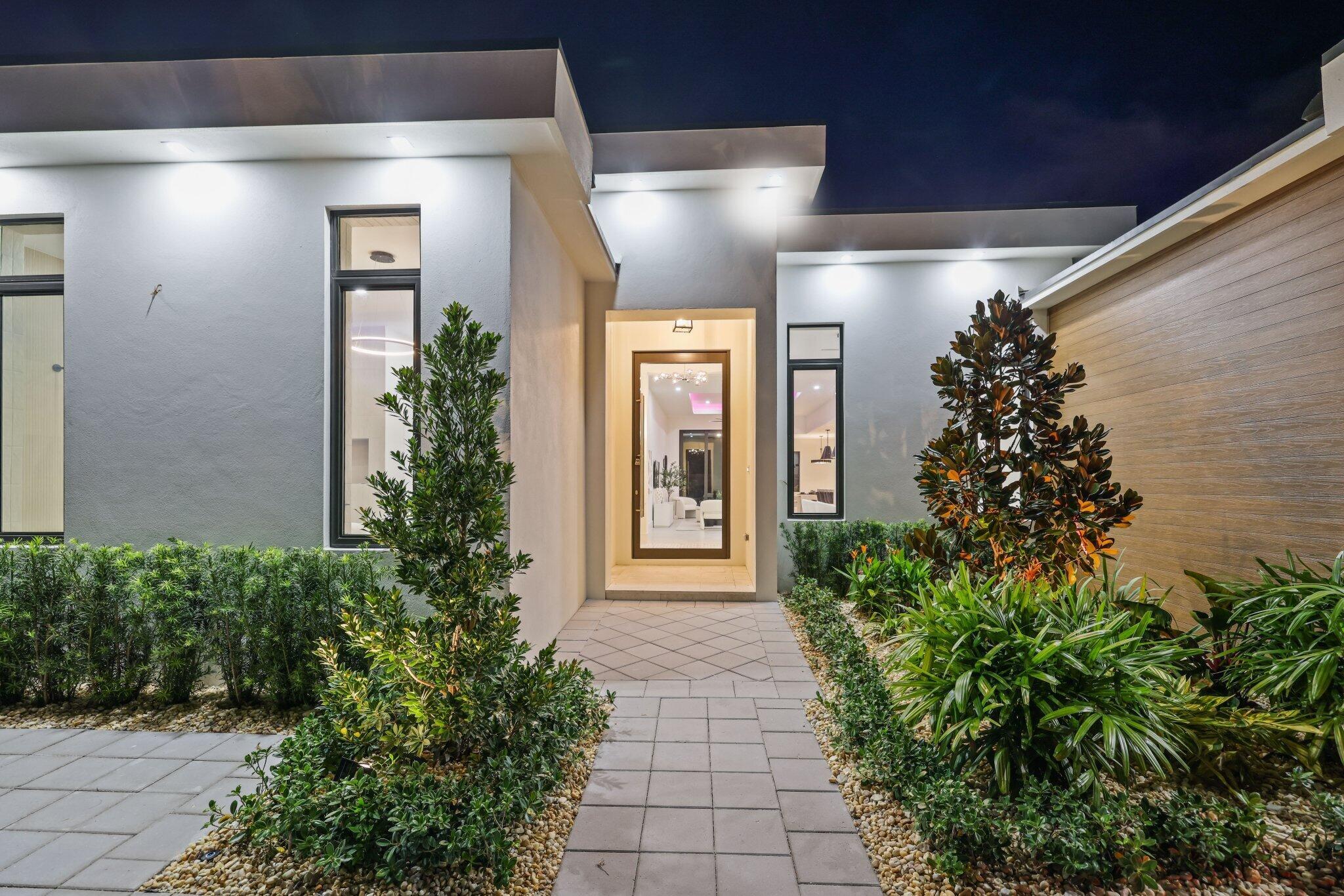 PALM BEACH SHORES - Residential