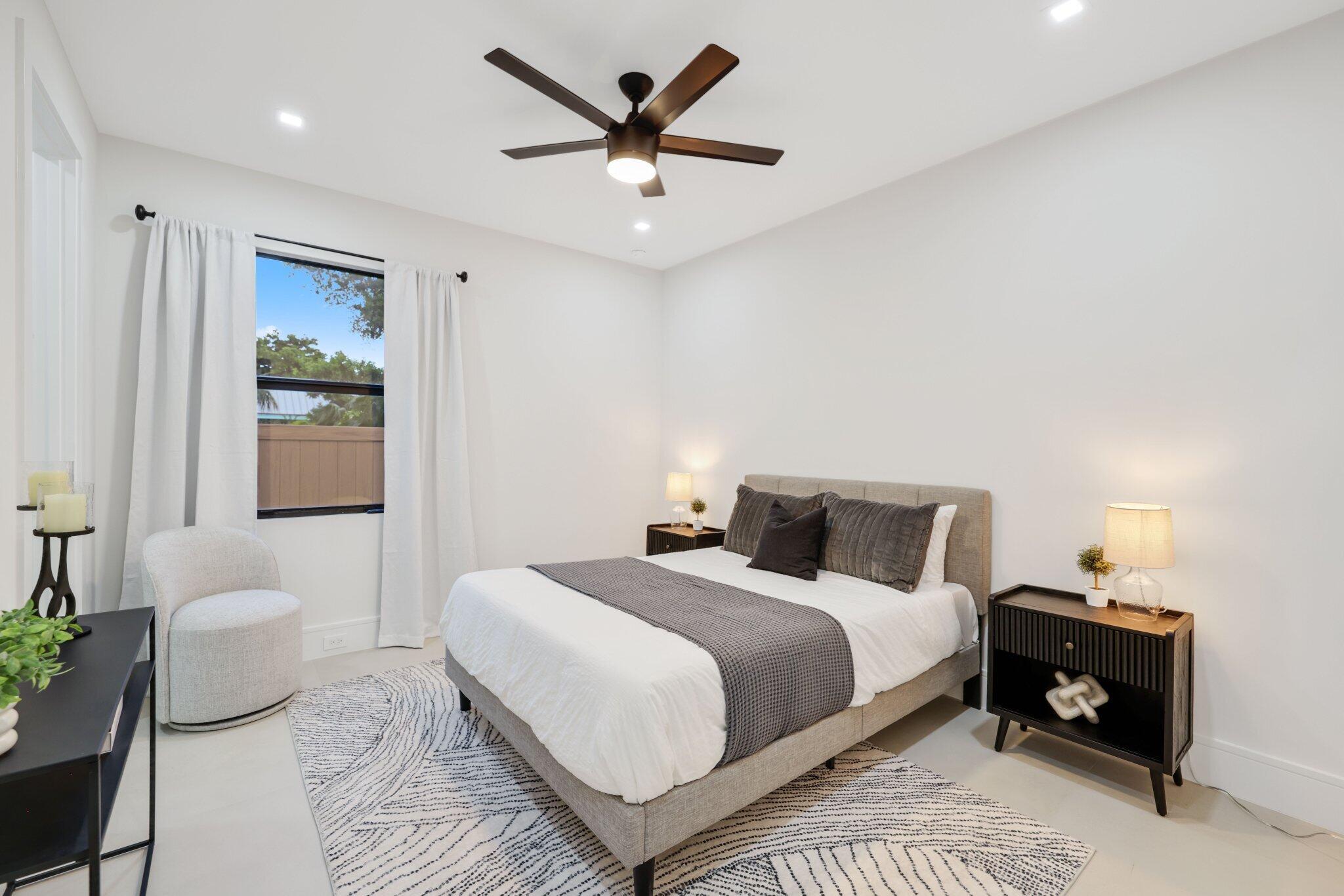 PALM BEACH SHORES - Residential