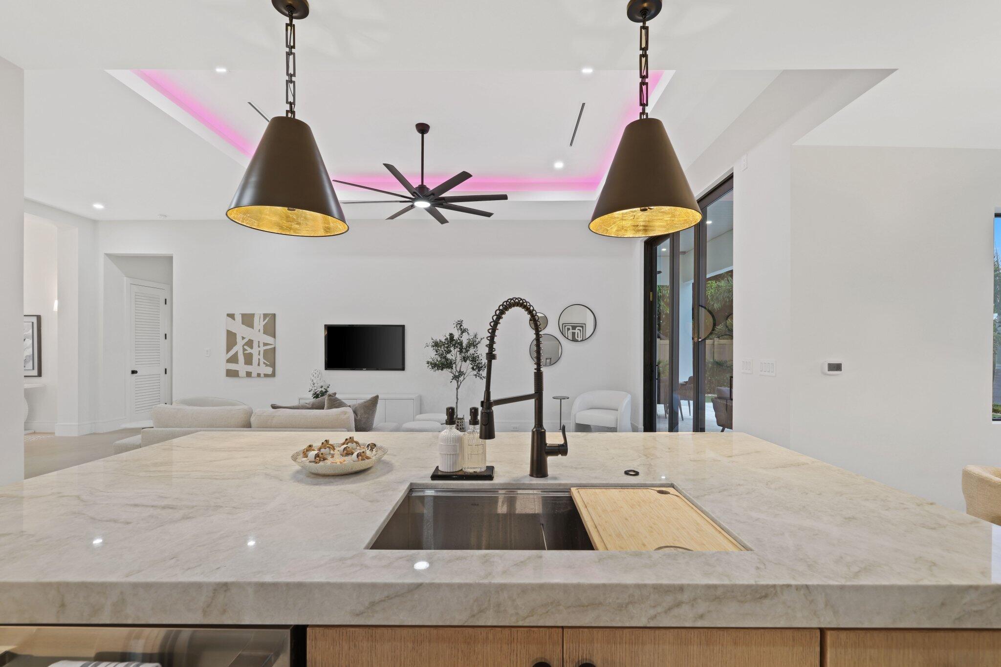 PALM BEACH SHORES - Residential