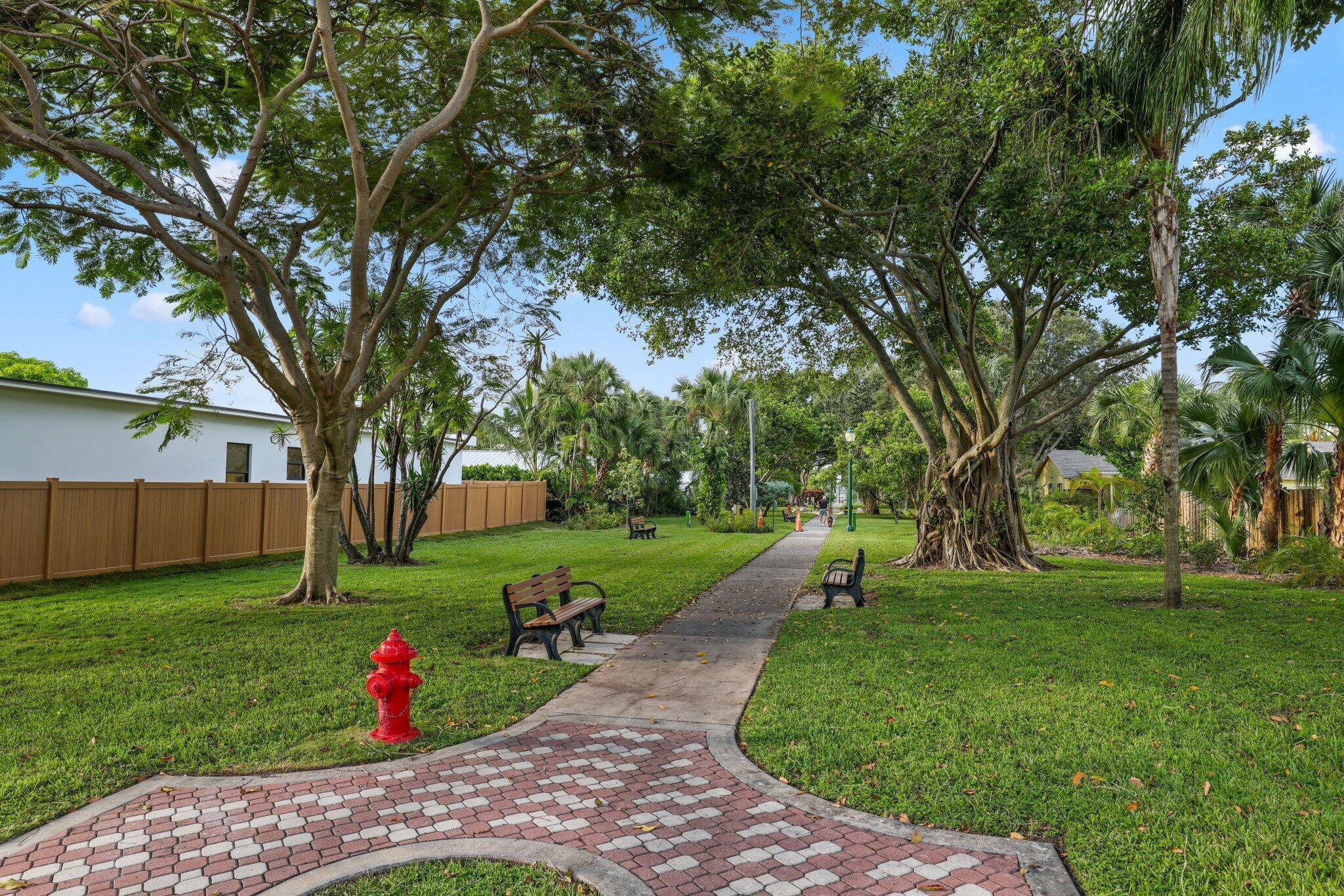 PALM BEACH SHORES - Residential