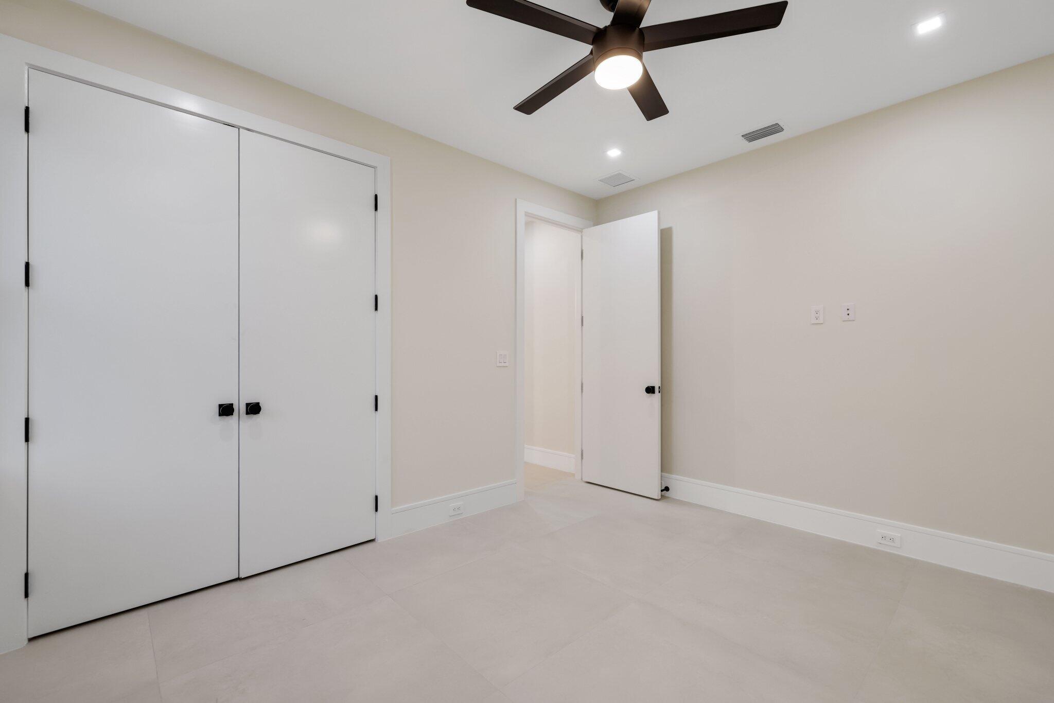 PALM BEACH SHORES - Residential