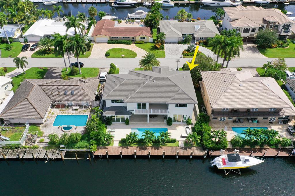 VENETIAN ISLES 1ST SEC - Residential