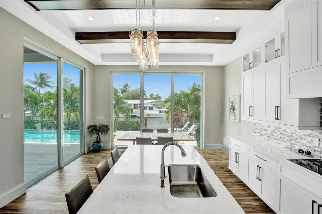 VENETIAN ISLES 1ST SEC - Residential