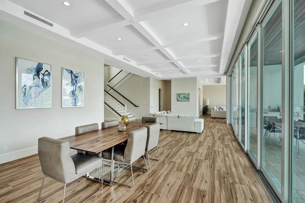 VENETIAN ISLES 1ST SEC - Residential