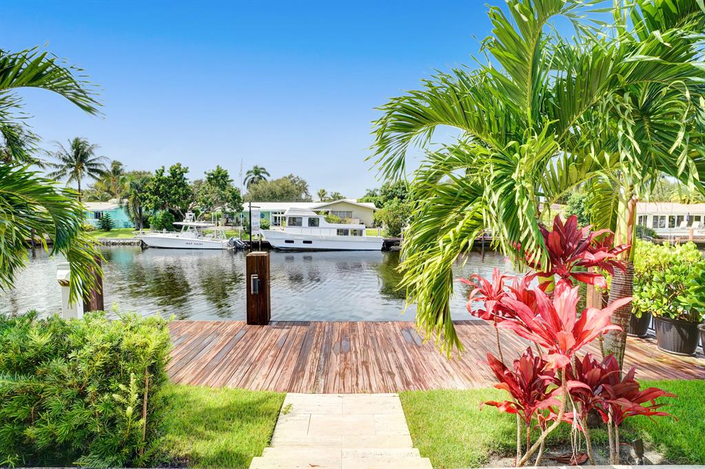 VENETIAN ISLES 1ST SEC - Residential