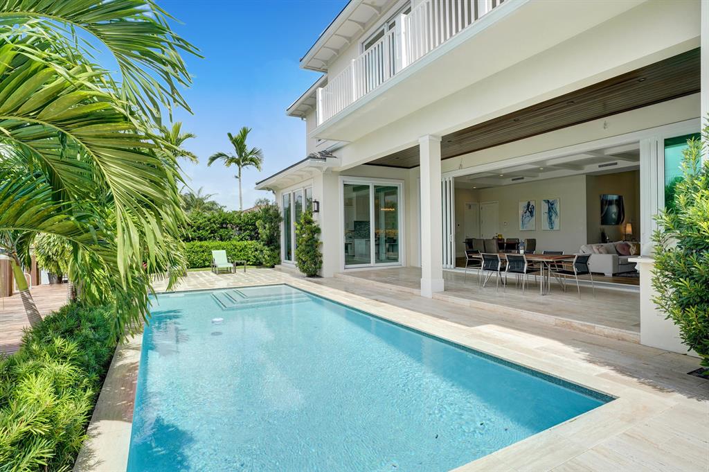 VENETIAN ISLES 1ST SEC - Residential