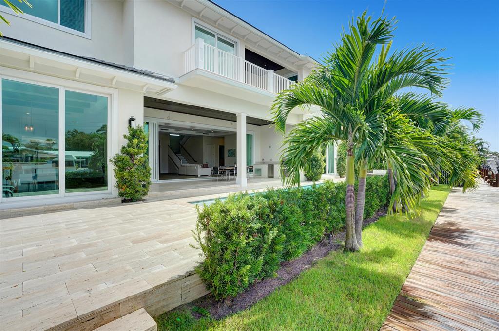 VENETIAN ISLES 1ST SEC - Residential