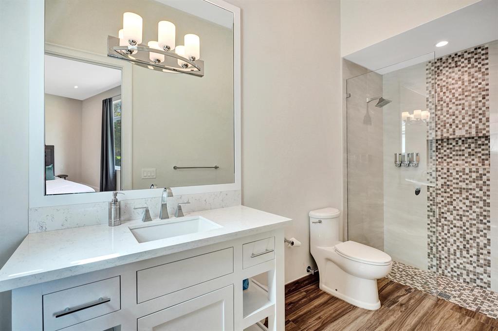 VENETIAN ISLES 1ST SEC - Residential