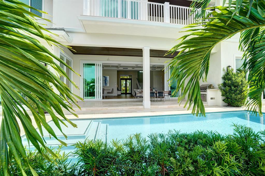 VENETIAN ISLES 1ST SEC - Residential