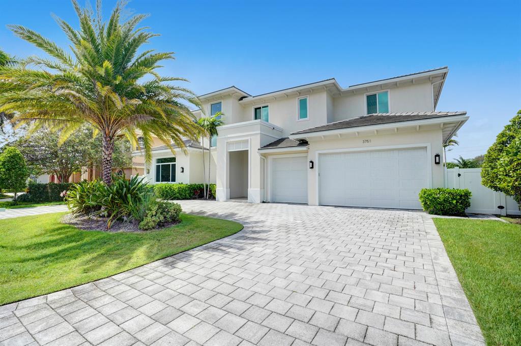 VENETIAN ISLES 1ST SEC - Residential