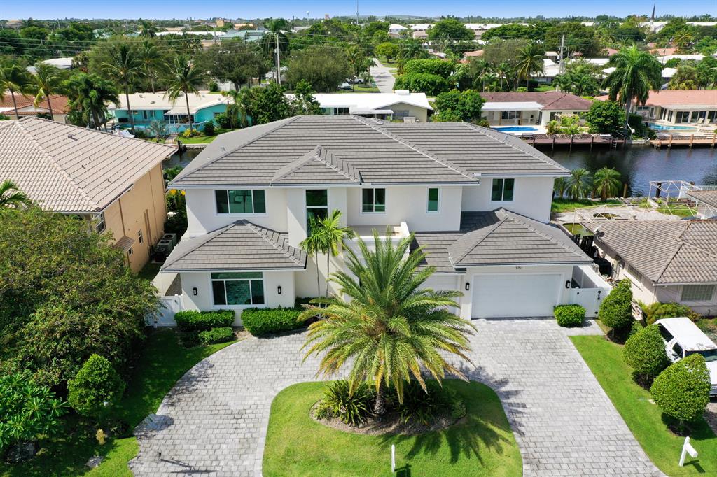 VENETIAN ISLES 1ST SEC - Residential