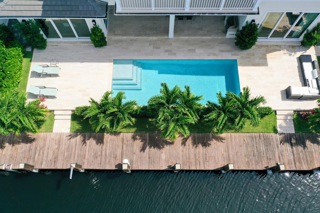 VENETIAN ISLES 1ST SEC - Residential