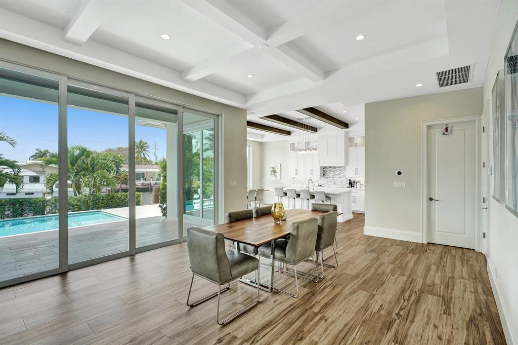 VENETIAN ISLES 1ST SEC - Residential