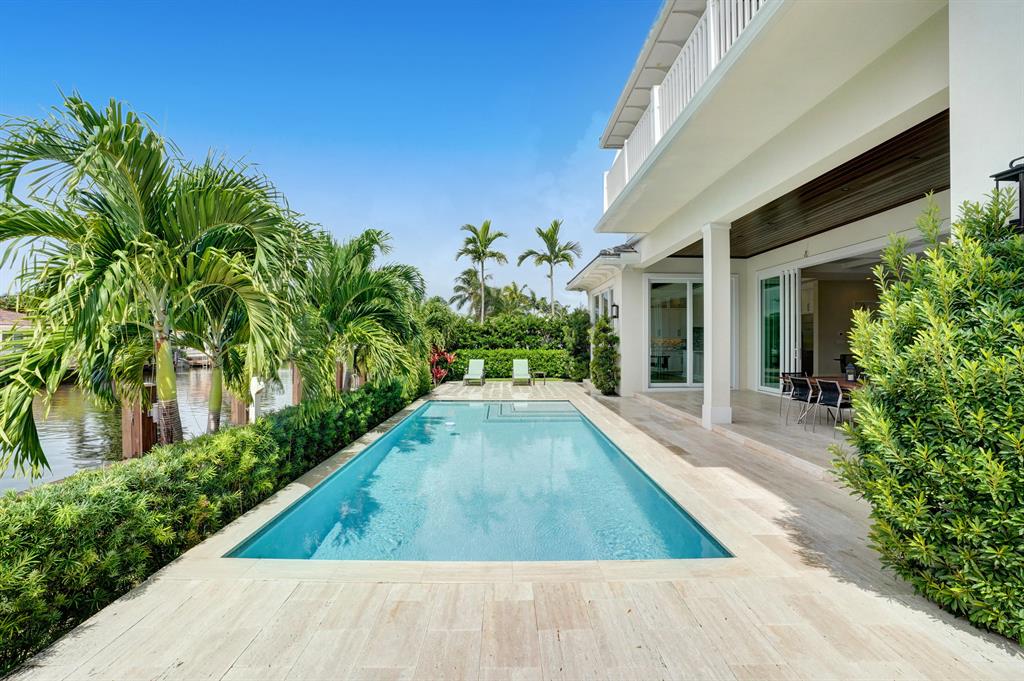 VENETIAN ISLES 1ST SEC - Residential