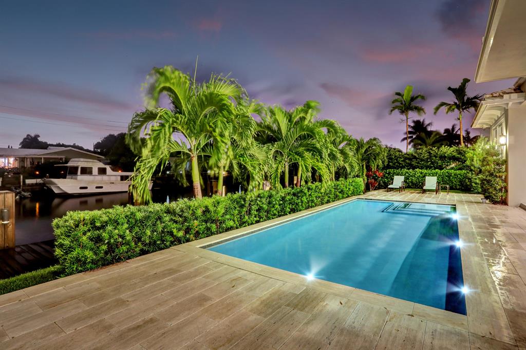 VENETIAN ISLES 1ST SEC - Residential