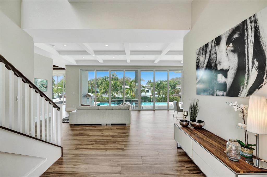 VENETIAN ISLES 1ST SEC - Residential