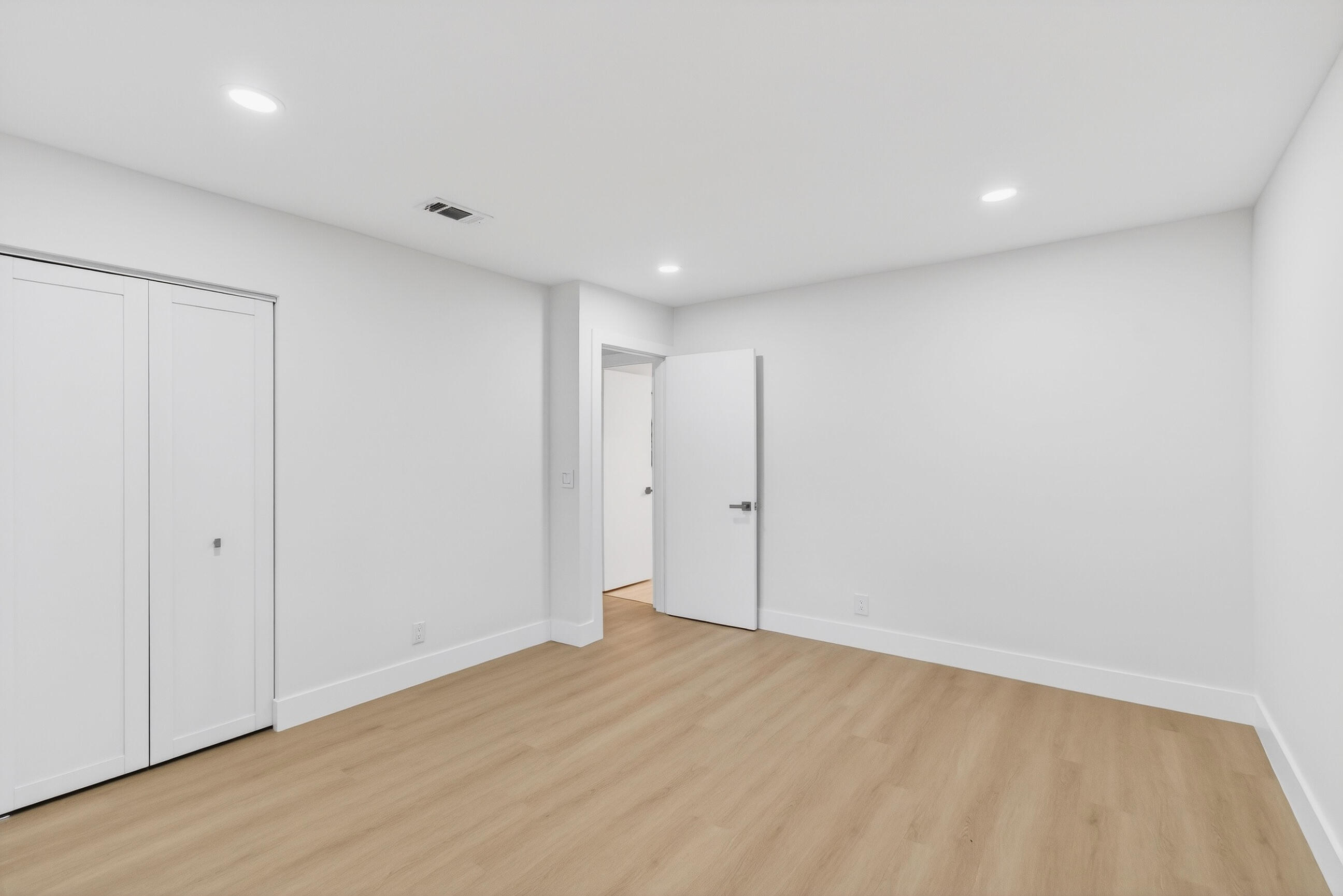 PALMS OF BOCA LAGO CONDO - Residential