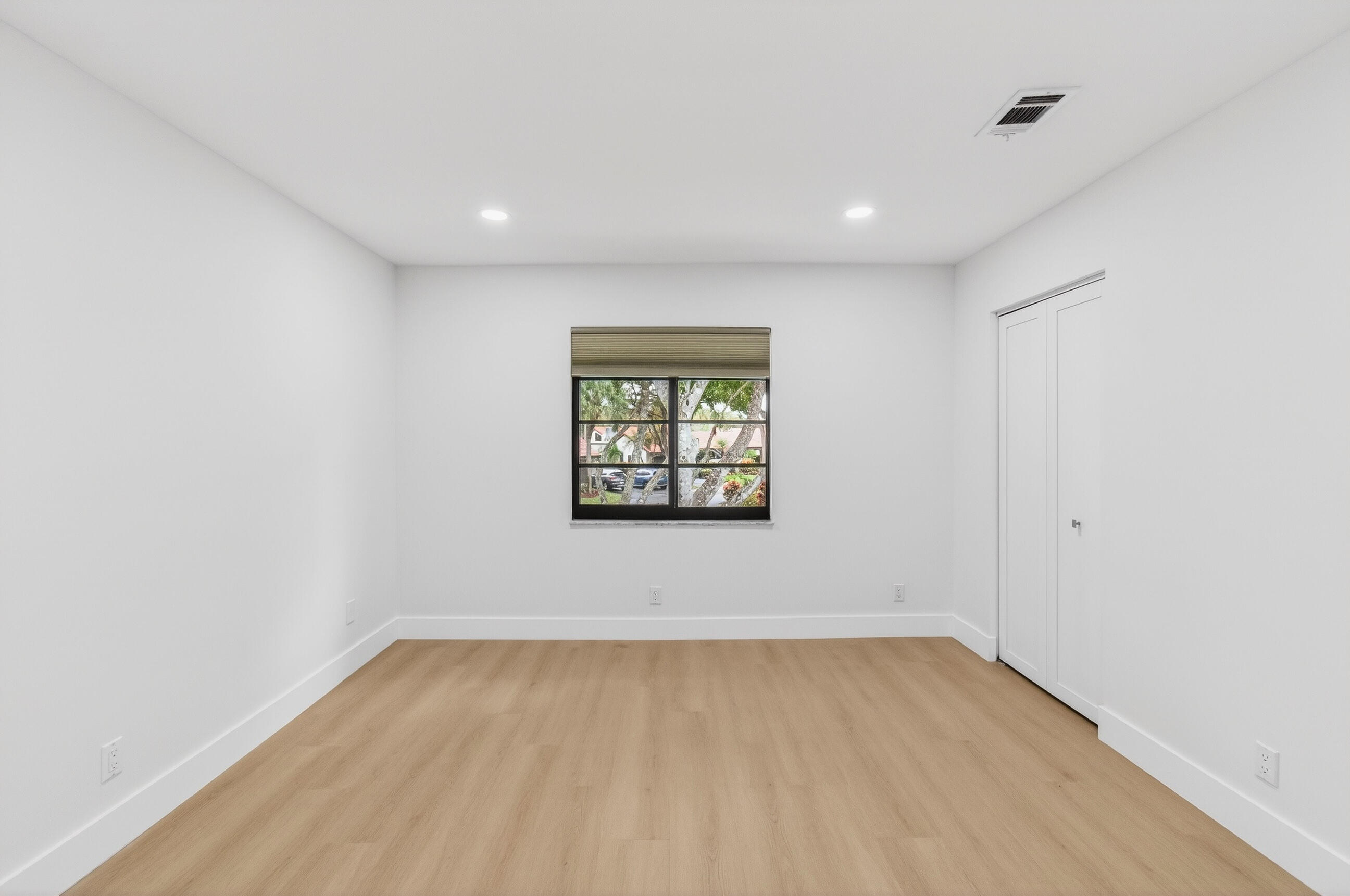 PALMS OF BOCA LAGO CONDO - Residential