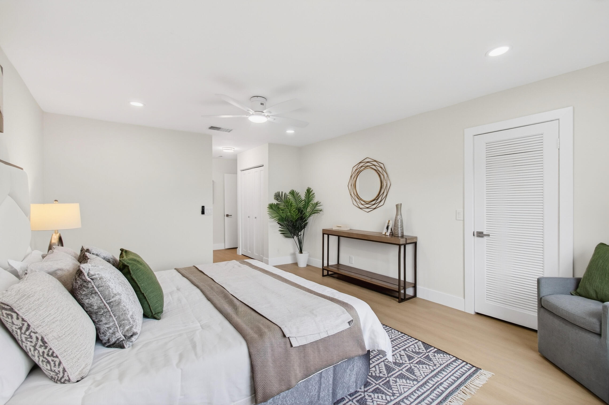 PALMS OF BOCA LAGO CONDO - Residential