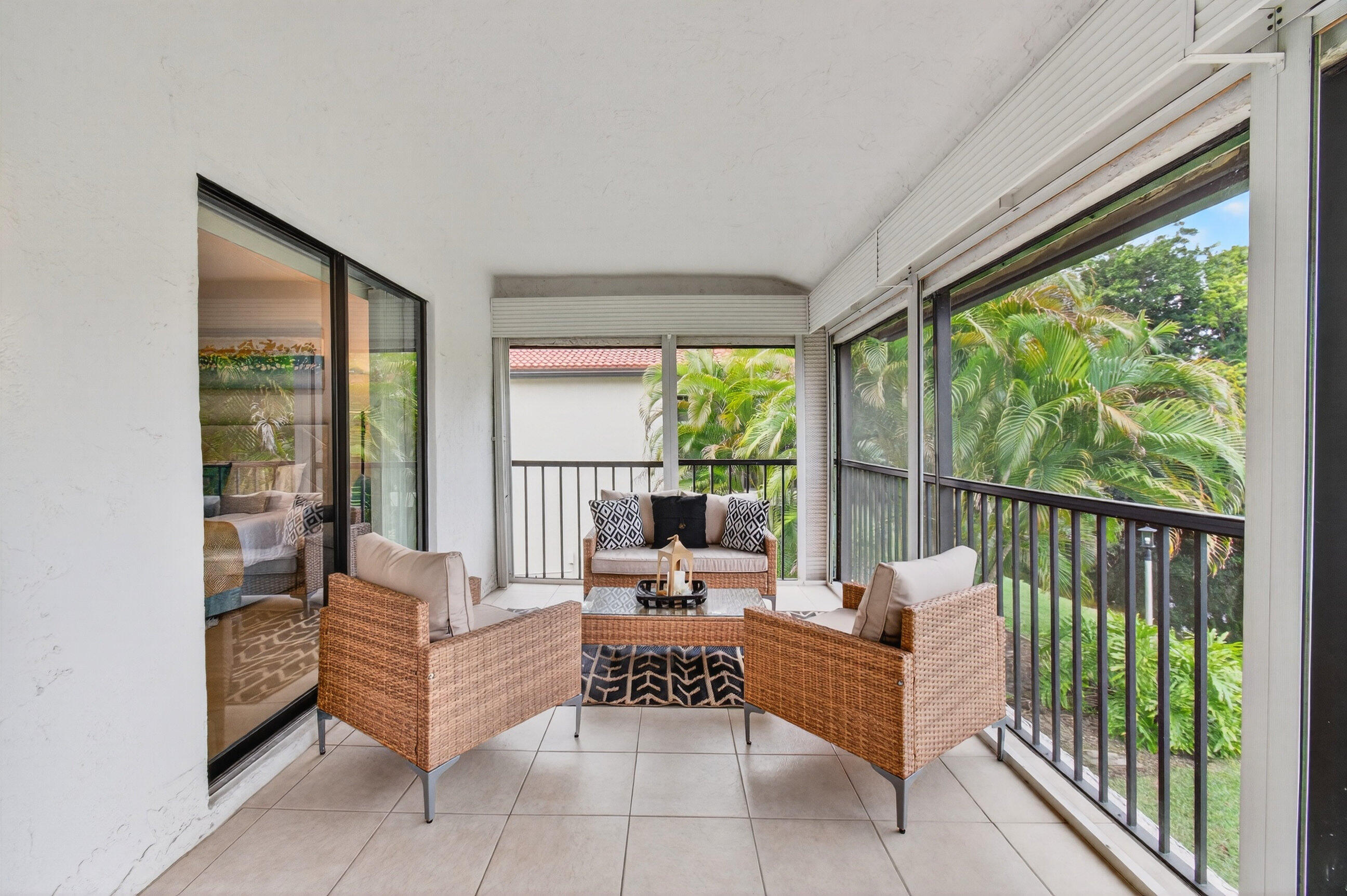 PALMS OF BOCA LAGO CONDO - Residential