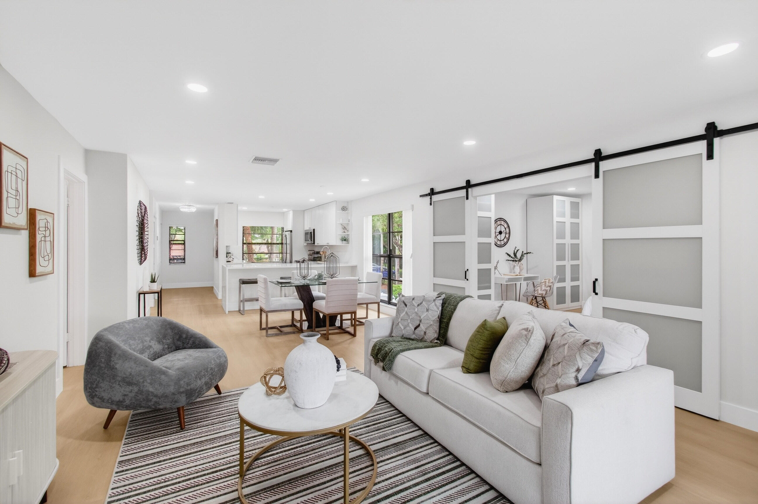 PALMS OF BOCA LAGO CONDO - Residential