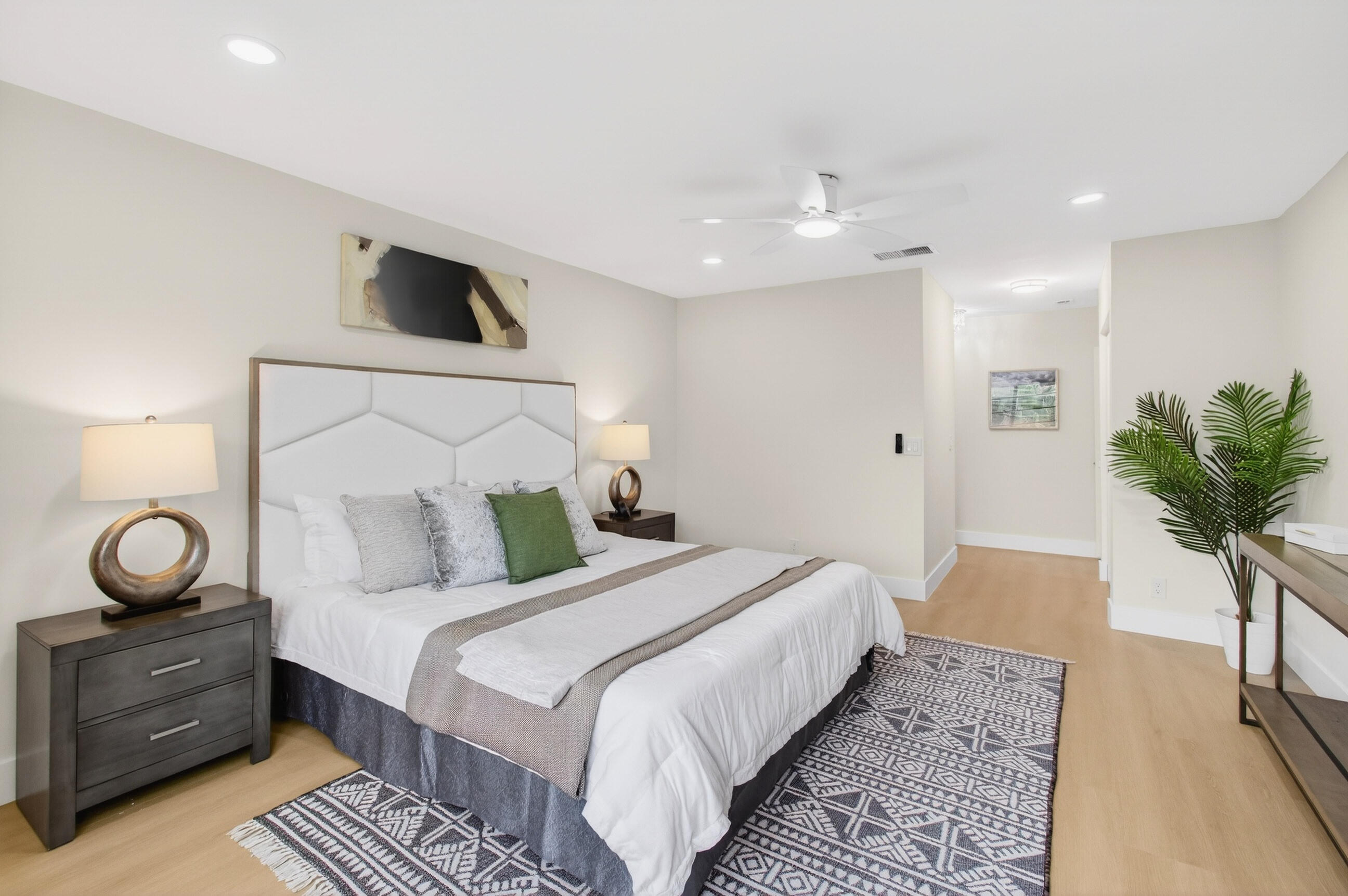 PALMS OF BOCA LAGO CONDO - Residential