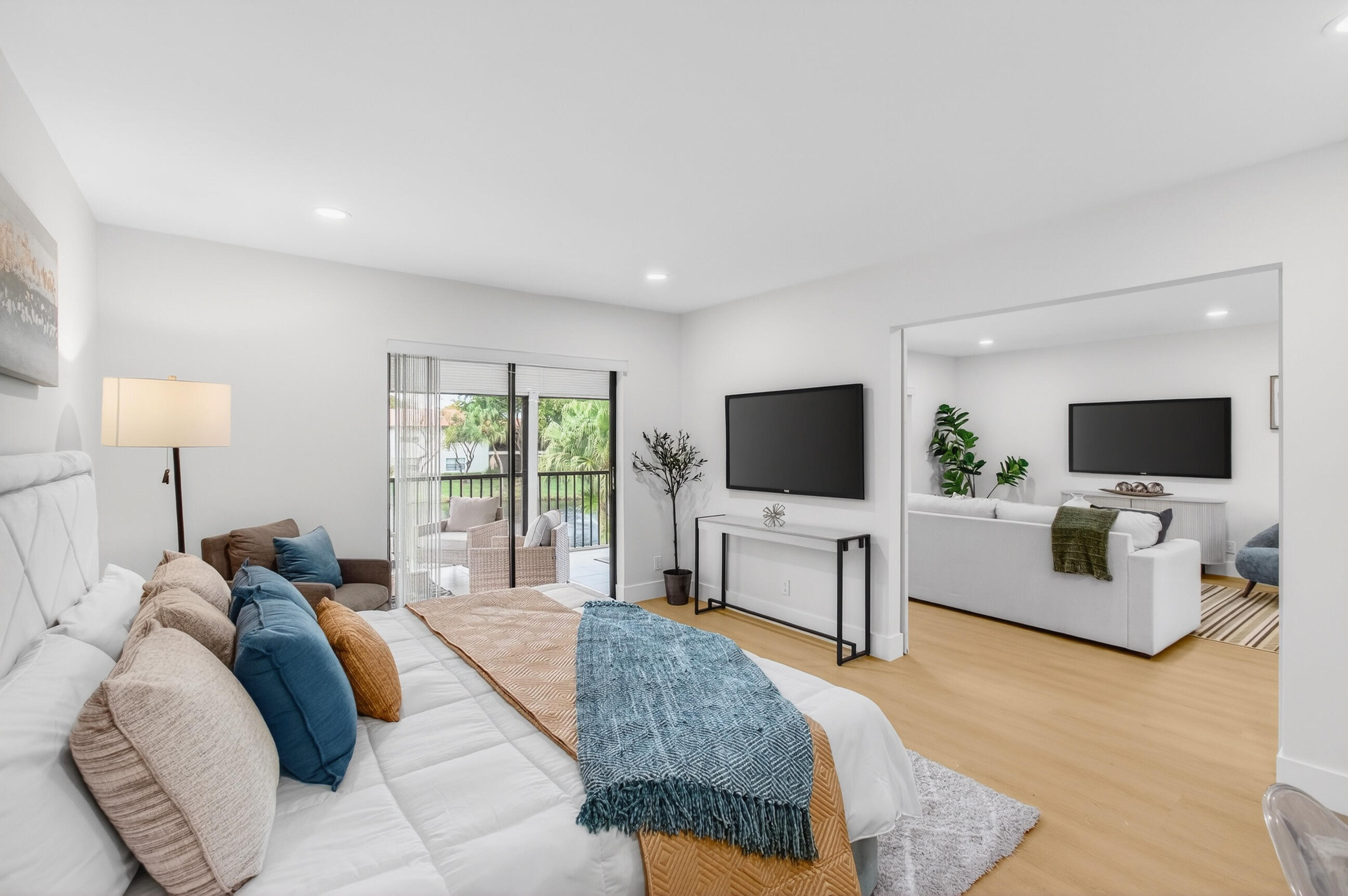 PALMS OF BOCA LAGO CONDO - Residential