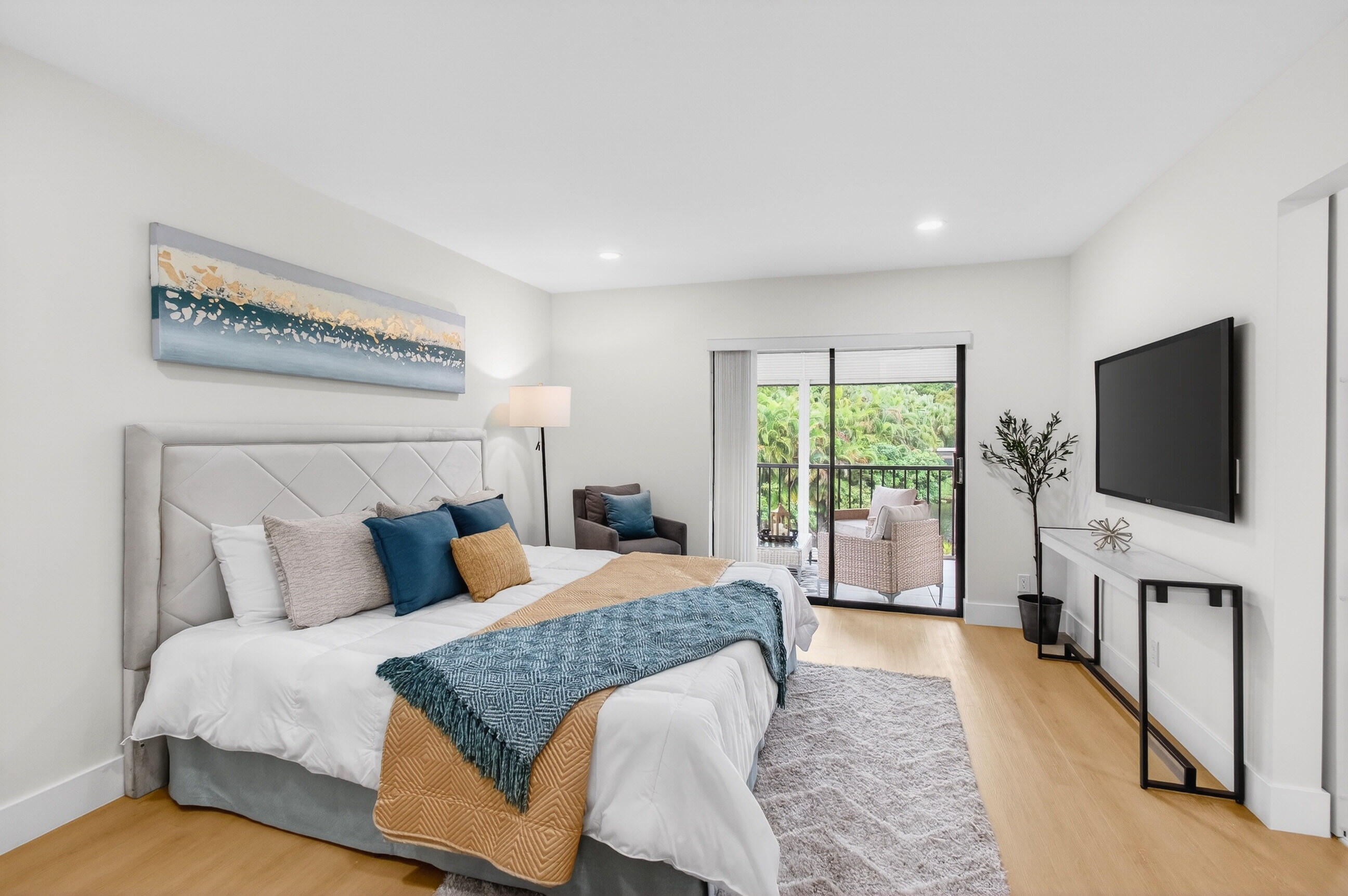 PALMS OF BOCA LAGO CONDO - Residential