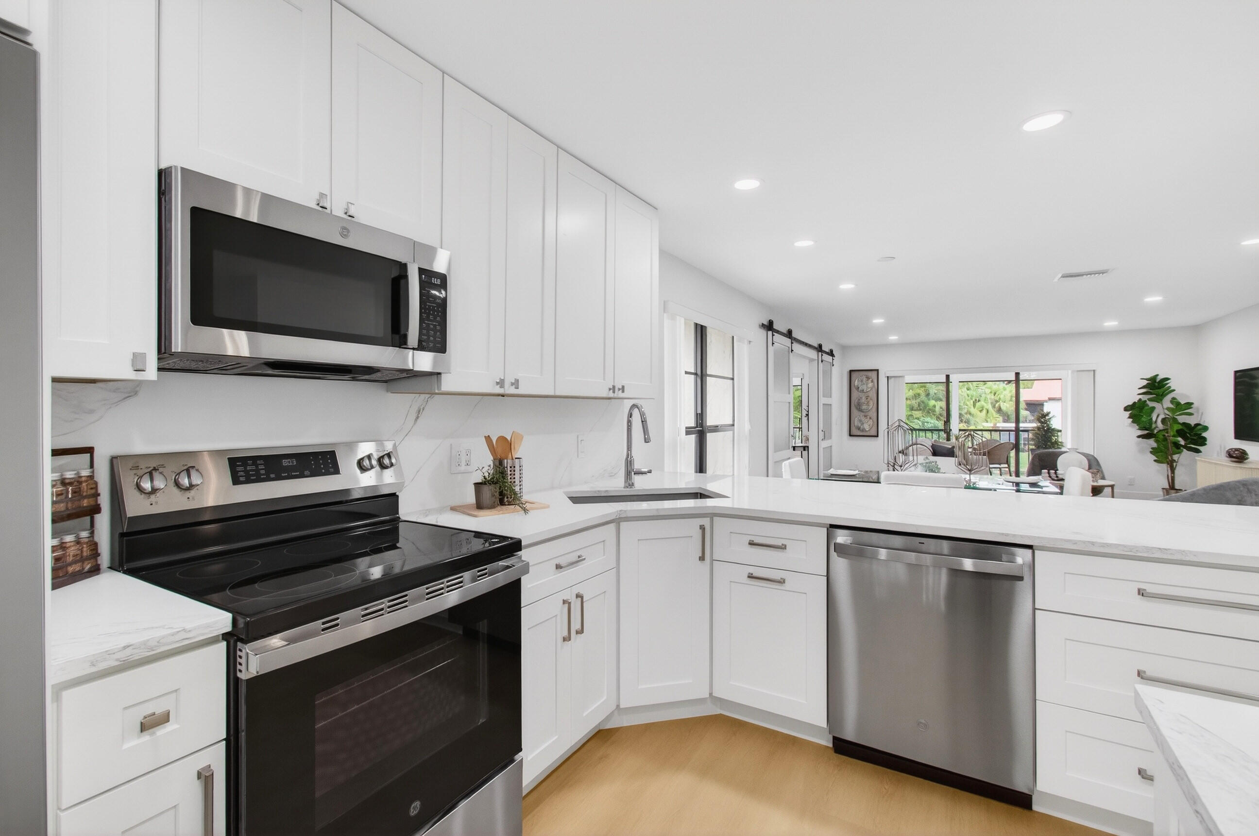 PALMS OF BOCA LAGO CONDO - Residential